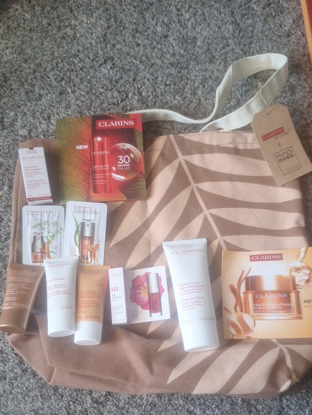 Clarins Beige and Cream Leaf-Print Tote with Skincare Samples